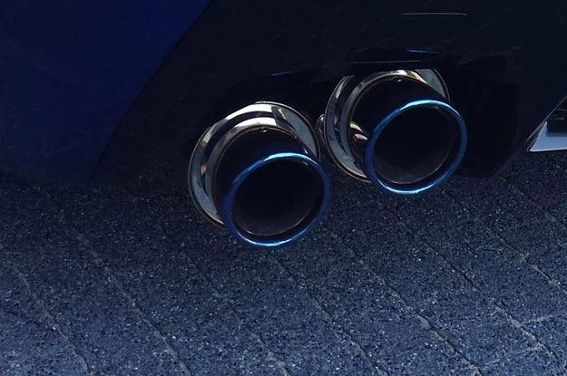 To nie są seryjne końcówki wydechu - prezentowany Lexus RC F wyposażony jest w, dedykowany do tego modelu, wydech Apexi To nie są seryjne końcówki wydechu - prezentowany Lexus RC F wyposażony jest w, dedykowany do tego modelu, wydech Apexi