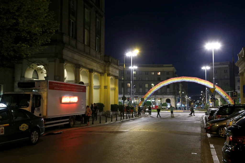 Tęcza z placu Zbawiciela