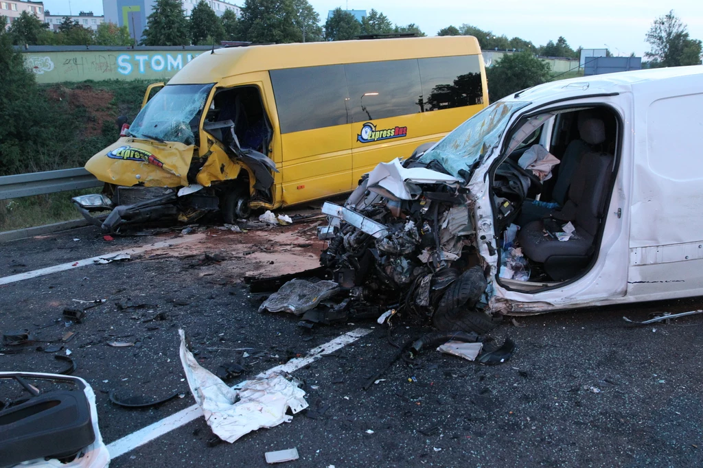 Pasy warto zapinać również w autobusach i busach