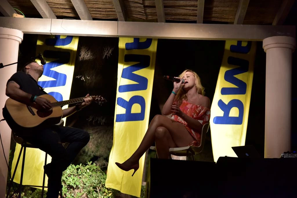 Blue Cafe podczas finału Przeboju Lata RMF FM Blue Cafe podczas finału Przeboju Lata RMF FM