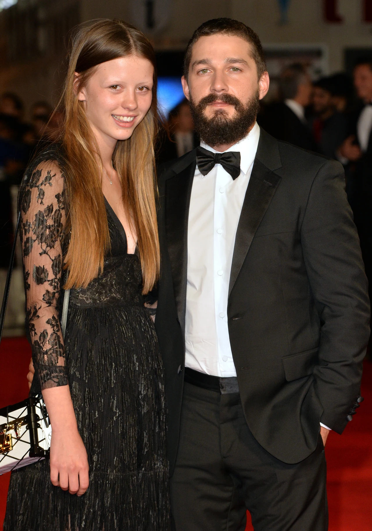 Mia Goth i Shia LaBeouf