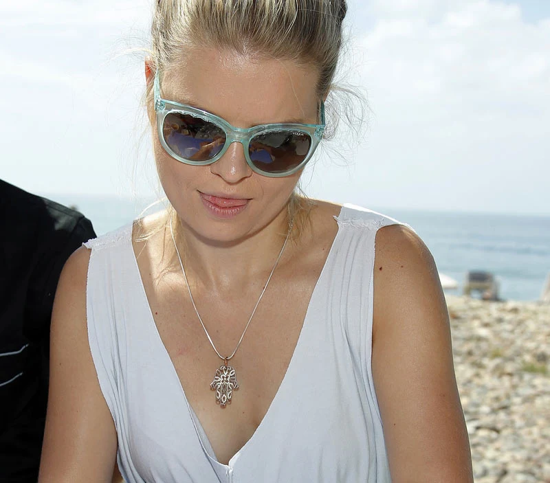 Marty Manowskiej nie zobaczymy już z wisiorkiem z ręką Fatimy Marty Manowskiej nie zobaczymy już z wisiorkiem z ręką Fatimy