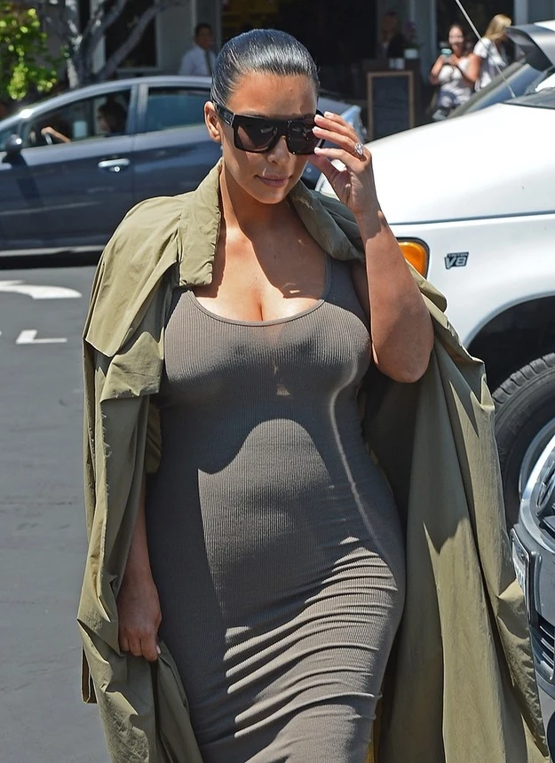 Już niedługo Kim po raz kolejny zostanie mamą! Już niedługo Kim po raz kolejny zostanie mamą!