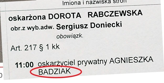 Kolejna rozprawa pomiędzy Dodą a Agnieszką Szulim odbyła się w lipcu. Dziennikarka nadal nosi nazwisko męża! Kolejna rozprawa pomiędzy Dodą a Agnieszką Szulim odbyła się w lipcu. Dziennikarka nadal nosi nazwisko męża!