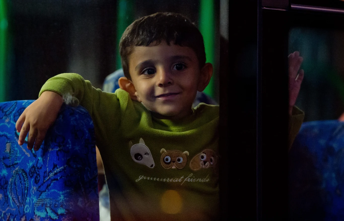 Część azylantów została ulokowana na terenie Bawarii, inni zostali przetransportowani do Północnej Nadrenii-Westfalii, Turyngii i innych krajów związkowych Niemiec