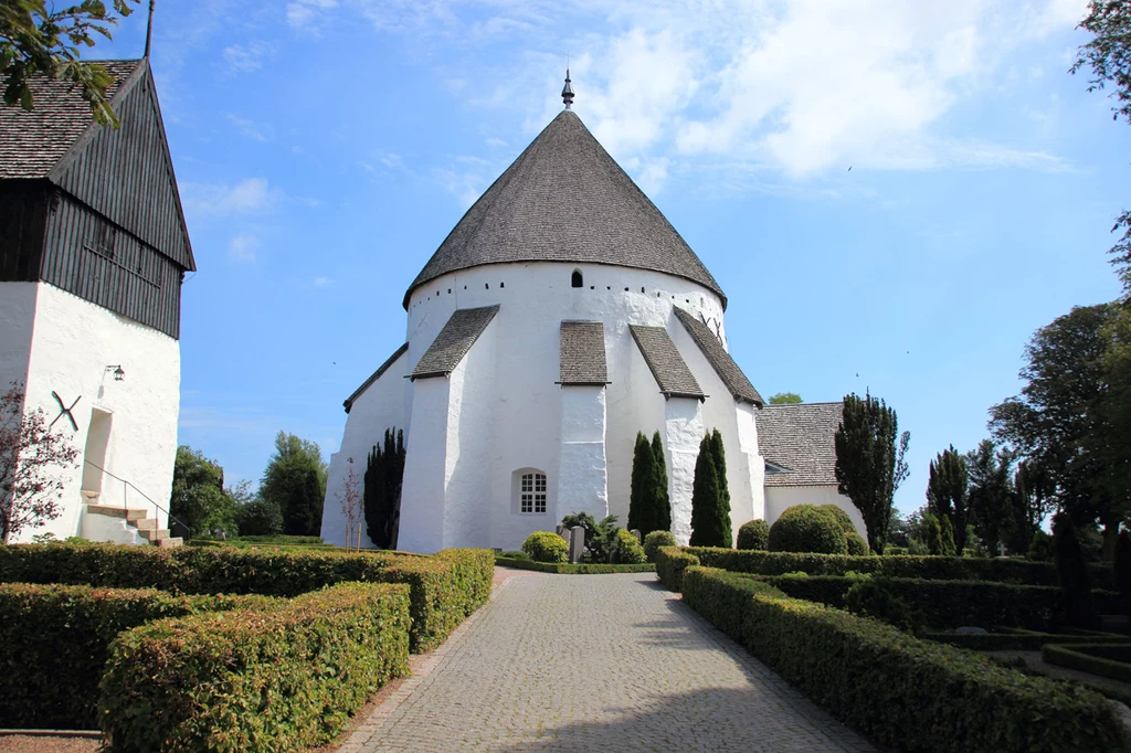 Kościół-rotunda w Osterlars 