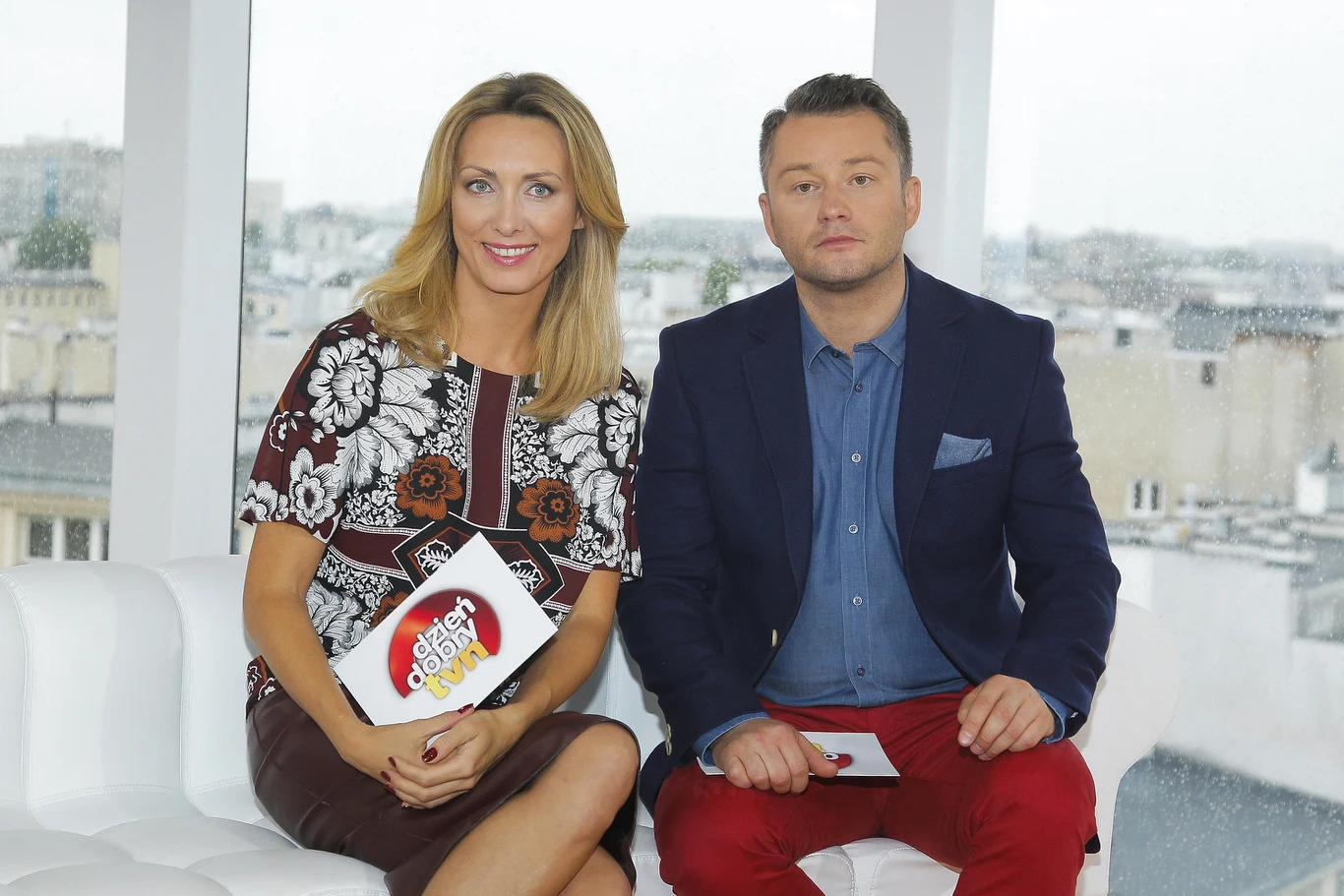 W poniedziałek, 7 września 2015, Jarosław Kuźniar zadebiutował jako gospodarz programu "Dzień Dobry TVN".

Codzienne wydania "śniadaniówki" będzie prowadził w parze z Anną Kalczyńską, z którą współpracował niegdyś w TVN24. 