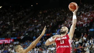 Marcin Gortat (z piłką)