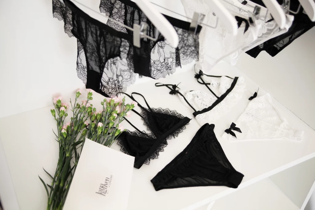 Lana Nguyen Lingerie Lana Nguyen Lingerie