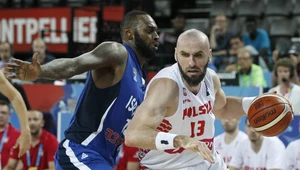 Marcin Gortat (z piłką) i D'or Fisher