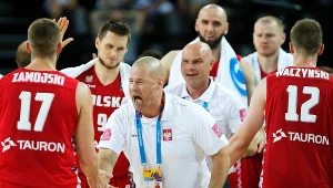 Mike Taylor z polskimi koszykarzami