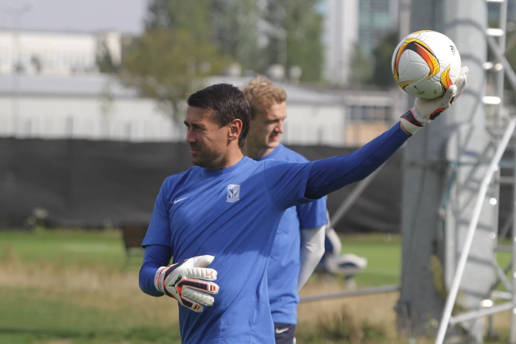 Piłkarze Lecha Poznań podczas treningu przed meczem Ligi Europejskiej z portugalskim Belenenses