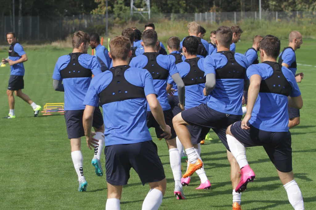 Piłkarze Lecha Poznań podczas treningu przed meczem Ligi Europejskiej z portugalskim Belenenses