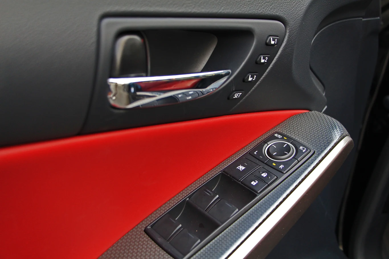 Lexus IS 300h F Sport Lexus IS 300h F Sport