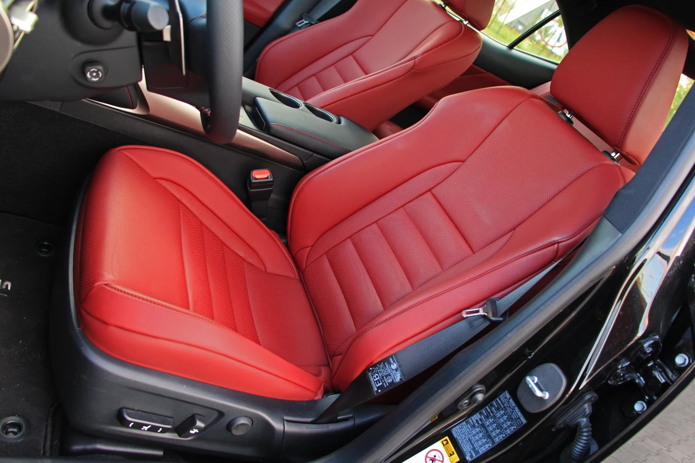 Lexus IS 300h F Sport Lexus IS 300h F Sport