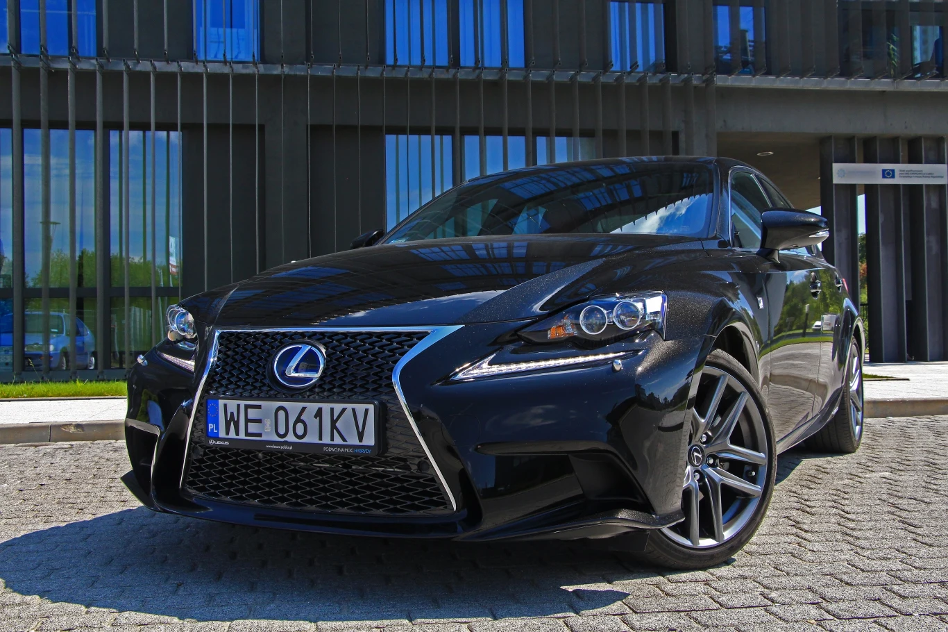 Lexus IS 300h F Sport Lexus IS 300h F Sport