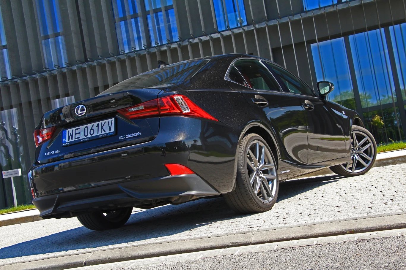 Lexus IS 300h F Sport Lexus IS 300h F Sport
