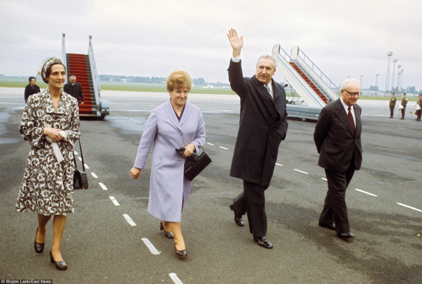 Edward Gierek z żoną często latali na zagraniczne wojaże Edward Gierek z żoną często latali na zagraniczne wojaże