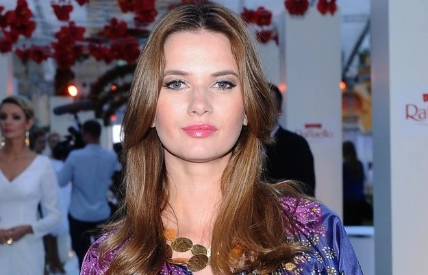 Karolina Malinowska pomaga biednym sąsiadom! Karolina Malinowska pomaga biednym sąsiadom!