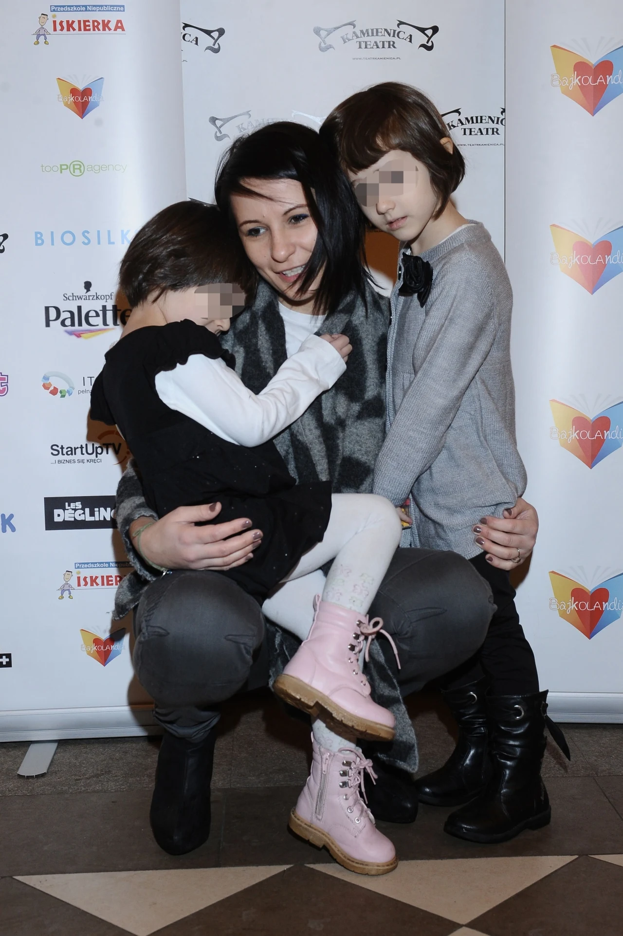 Anna Świątczak z dziećmi Anna Świątczak z dziećmi