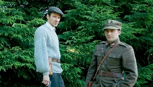 Marcin Kwaśny i Piotr Głowacki na planie filmu "Pilecki"