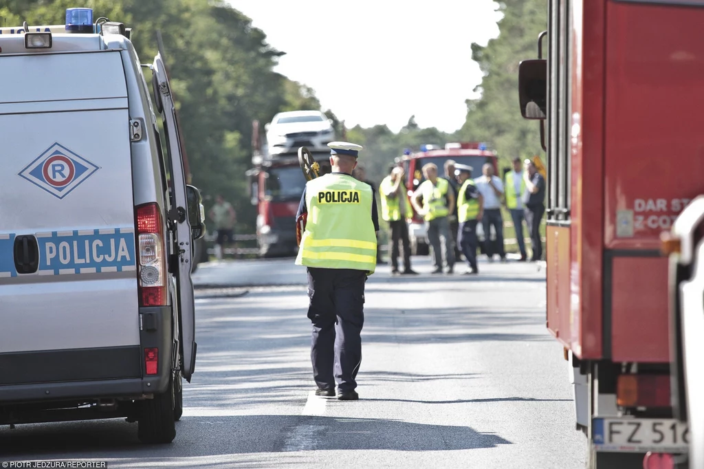 Policjanci handlowali danymi ofiar wypadków