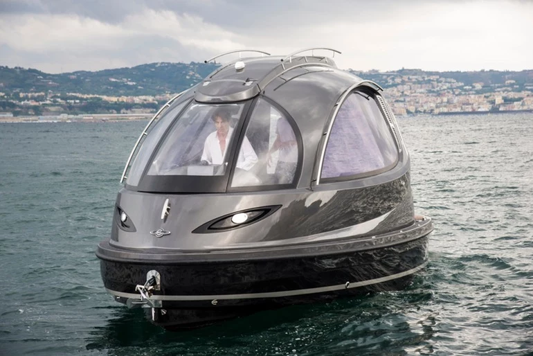 Jet Capsule