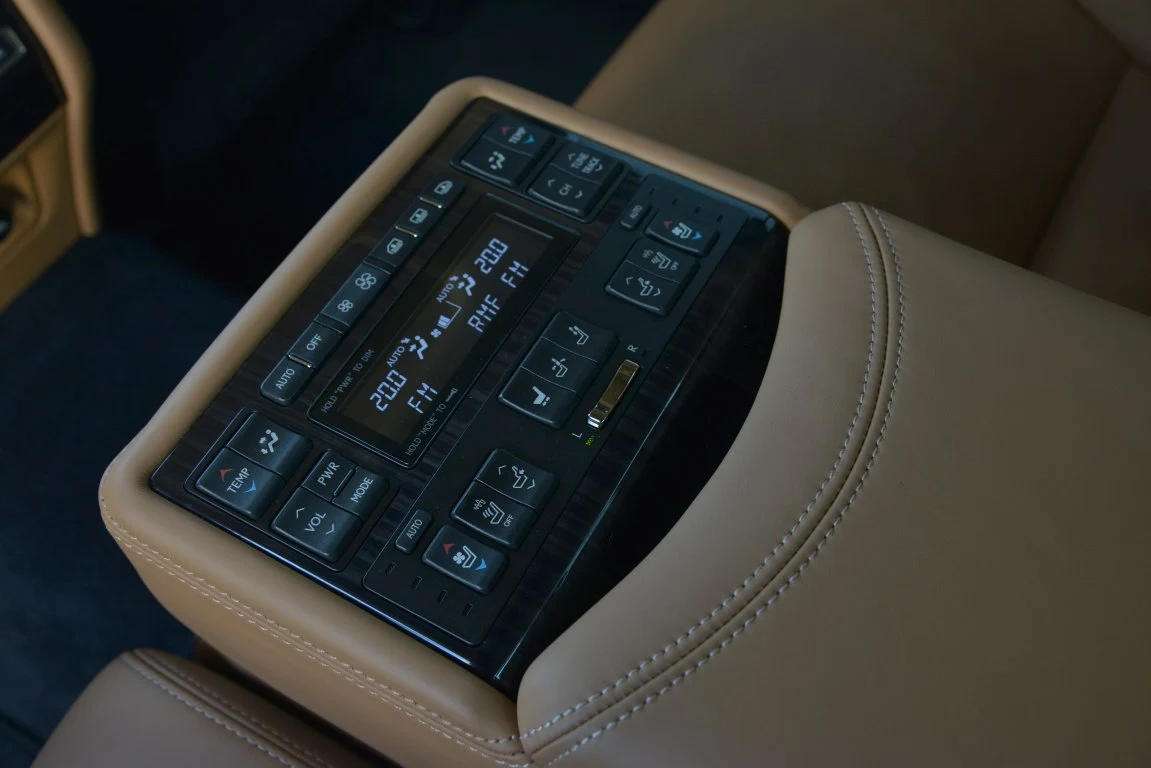 Lexus LS 460 AWD Lexus LS 460 AWD