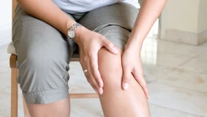 Na ból stawów polecana jest suplementacja żelatyny lub kolagenu