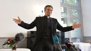 Ks. Krzysztof Charamsa 