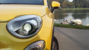 Fiat 500 X na żółto