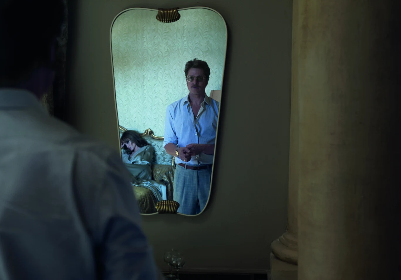 Film opowiada historię kryzysu w związku amerykańskiego pisarza Rolanda (Pitt) i jego żony Vanessy (Jolie Pitt)