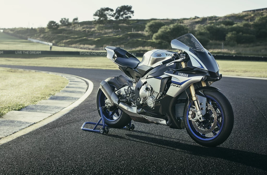 Yamaha YZF-R1M