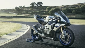 Yamaha YZF-R1M dla profesjonalnych kierowców