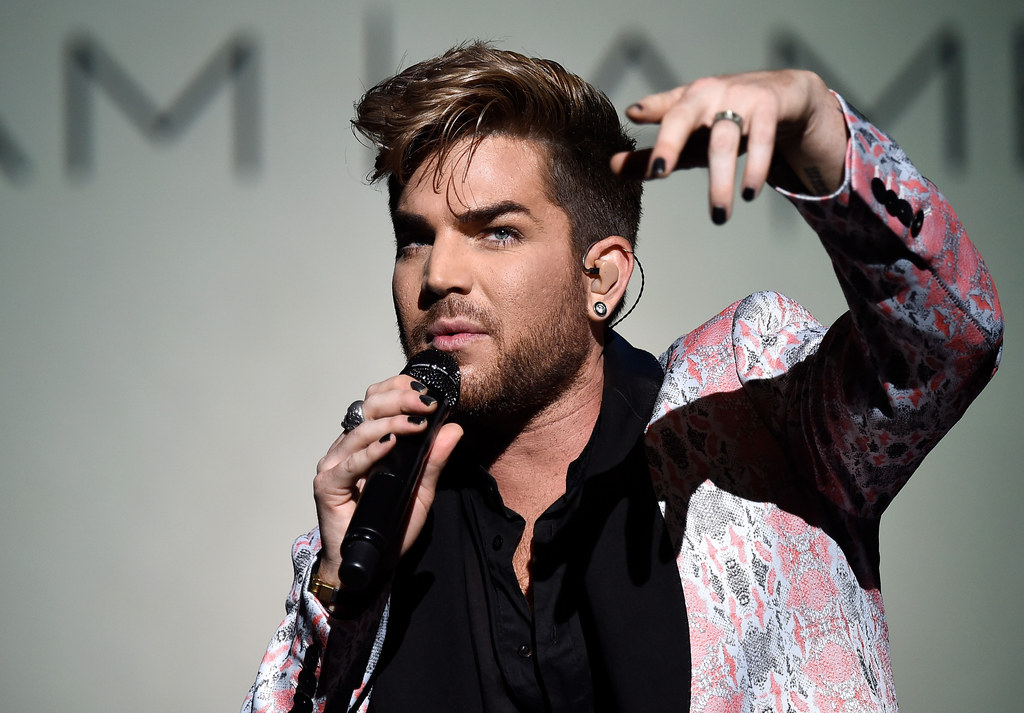 Adam Lambert znalazł się w ogniu pytań użytkowników Interii