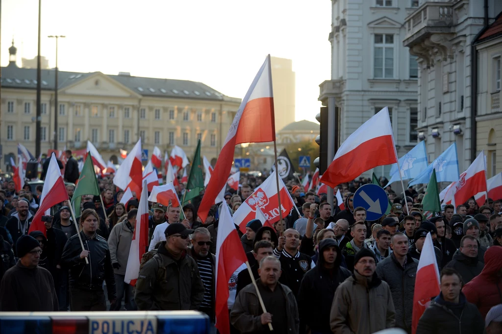 "Polacy przeciw imigrantom" "Polacy przeciw imigrantom"