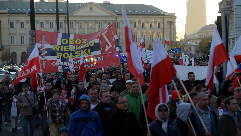 "Polacy przeciw imigrantom" "Polacy przeciw imigrantom"