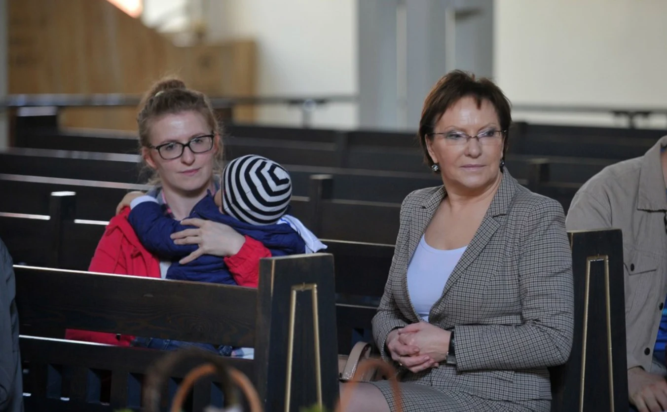 Ewa Kopacz z córką Katarzyną, wnukiem Julianem Ewa Kopacz z córką Katarzyną, wnukiem Julianem