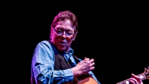 Robbin Thompson miał 66 lat