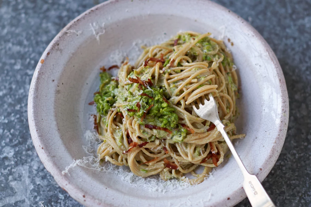 Chuda carbonara, fot. Jamie Oliver © Jamie Oliver Enterprises Limited 2015