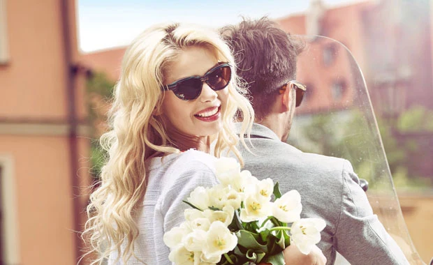 Imię Julia jest lubiane przez Polaków. Oznacza tyle, co "piękny kwiat". 