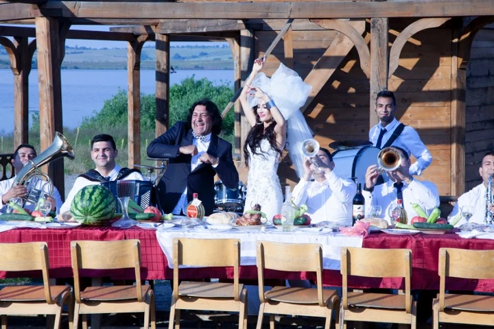 Zobacz zdjęcia promujące bałkańsko-cygańską płytę "I na co mi to było?" Justyny Steczkowskiej Zobacz zdjęcia promujące bałkańsko-cygańską płytę "I na co mi to było?" Justyny Steczkowskiej