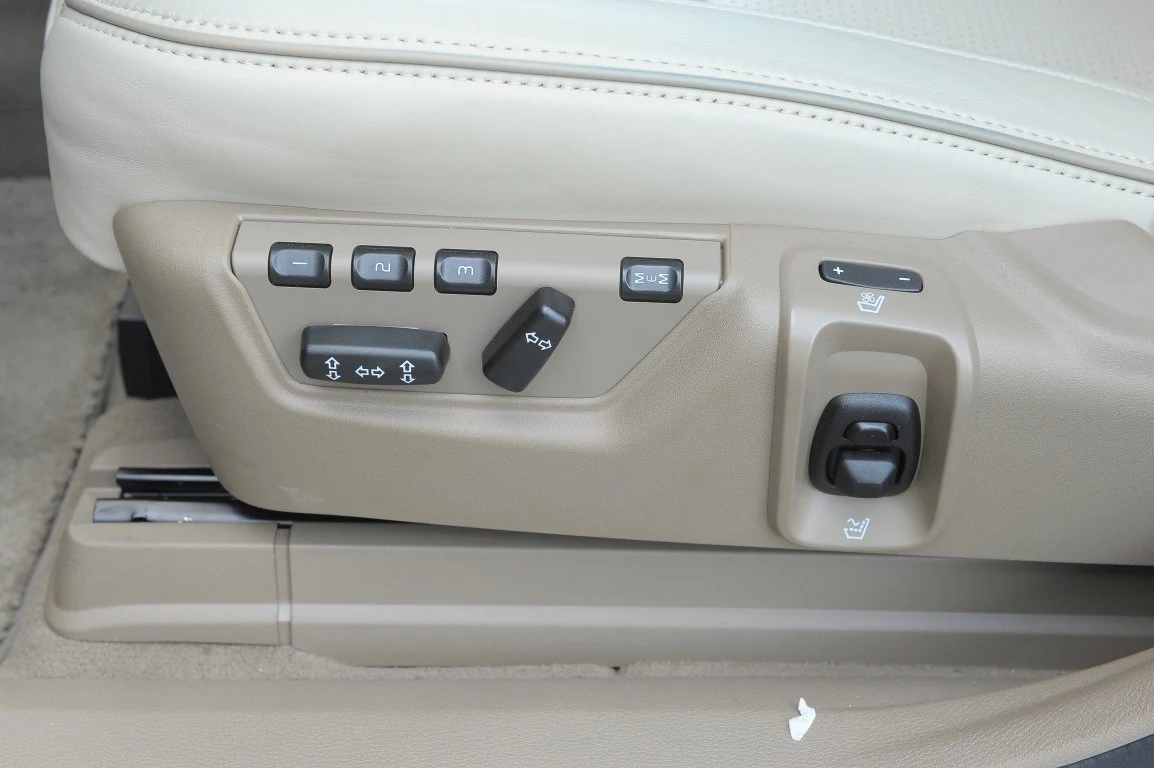 Volvo XC90 (2002-2014)