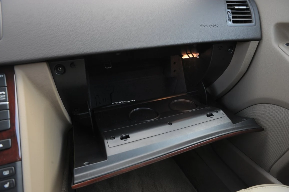 Volvo XC90 (2002-2014)