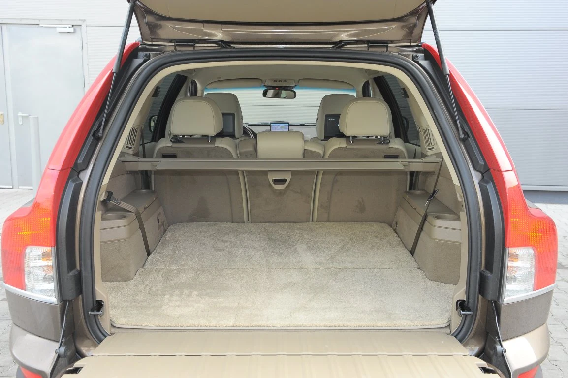 Volvo XC90 (2002-2014)