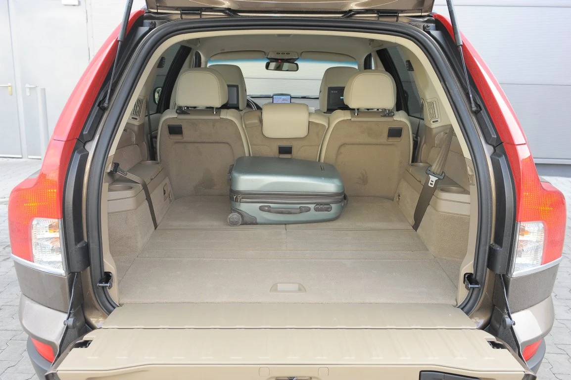 Volvo XC90 (2002-2014)