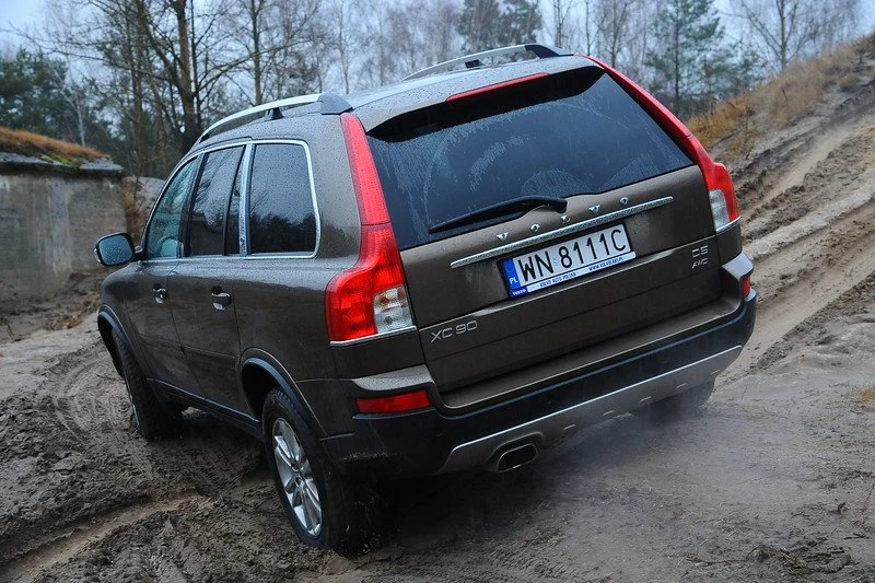 Volvo XC90 (2002-2014)