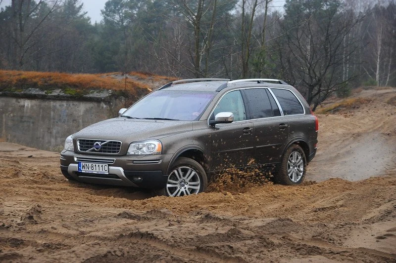Volvo XC90 (2002-2014)