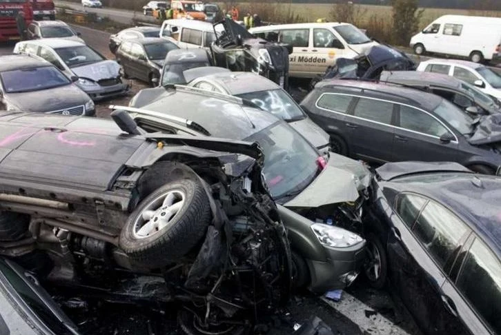 Karambol na autostradzie w Belgii
