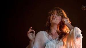 Florence & The Machine: Występ w basenie i nowy teledysk ("Delilah") 